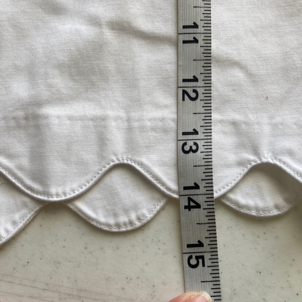 Talbots High Waist White Scalloped Shorts - Picture 6 of 6